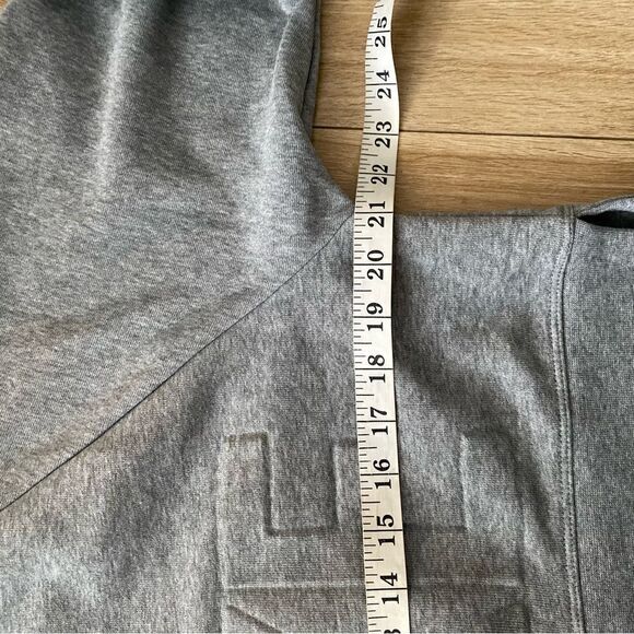 Nike Dri Fit Grey Puff Logo Sweater Womens Size XS - Picture 5 of 7